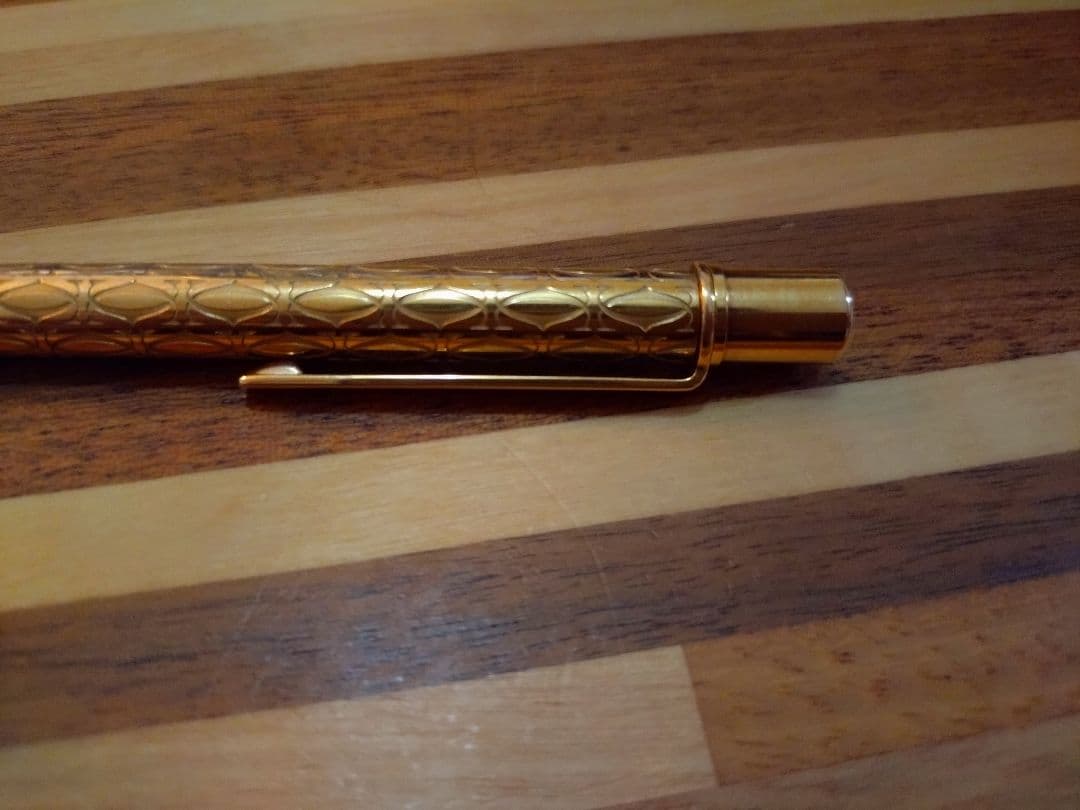 Cartier ボールペン 専用ケース付き