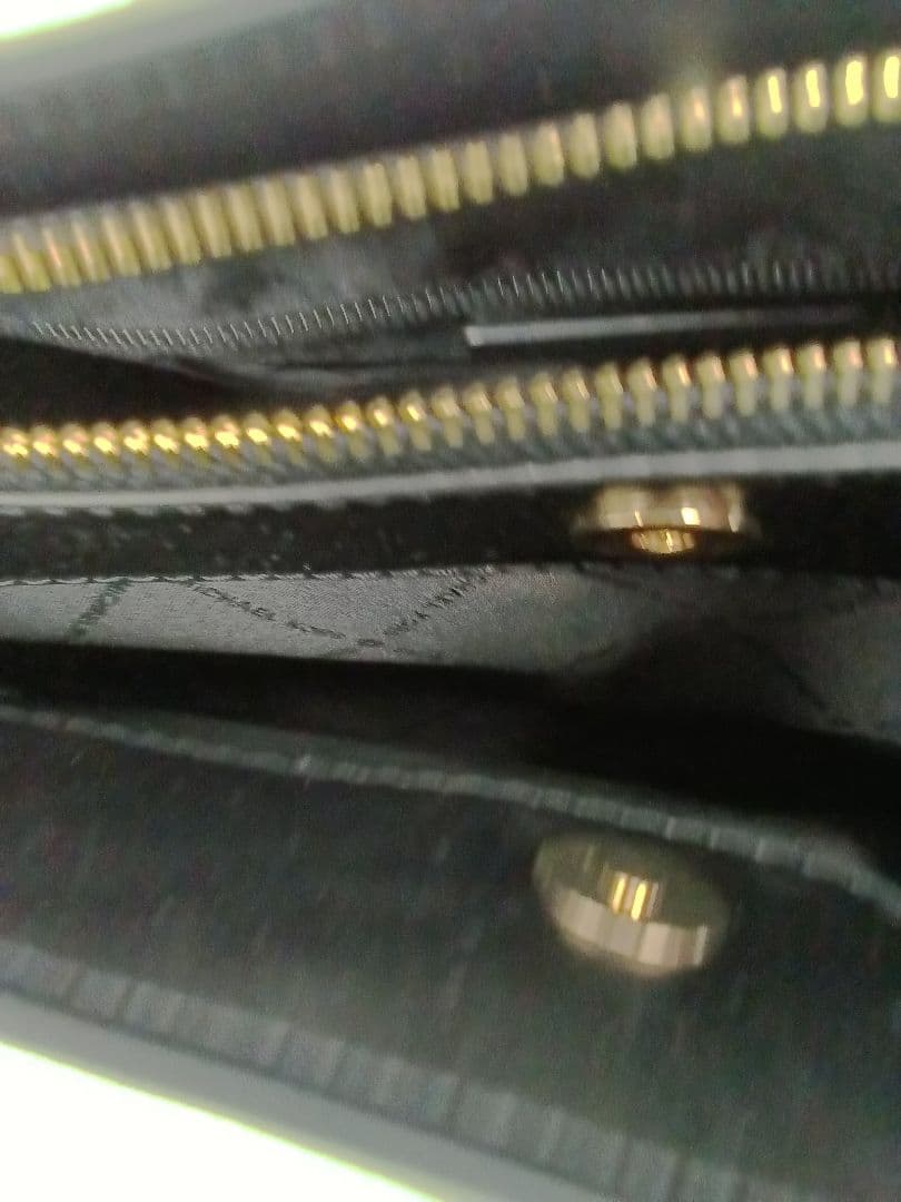 【あいうさん専用】MICHAEL KORS ブラックハンドバッグ