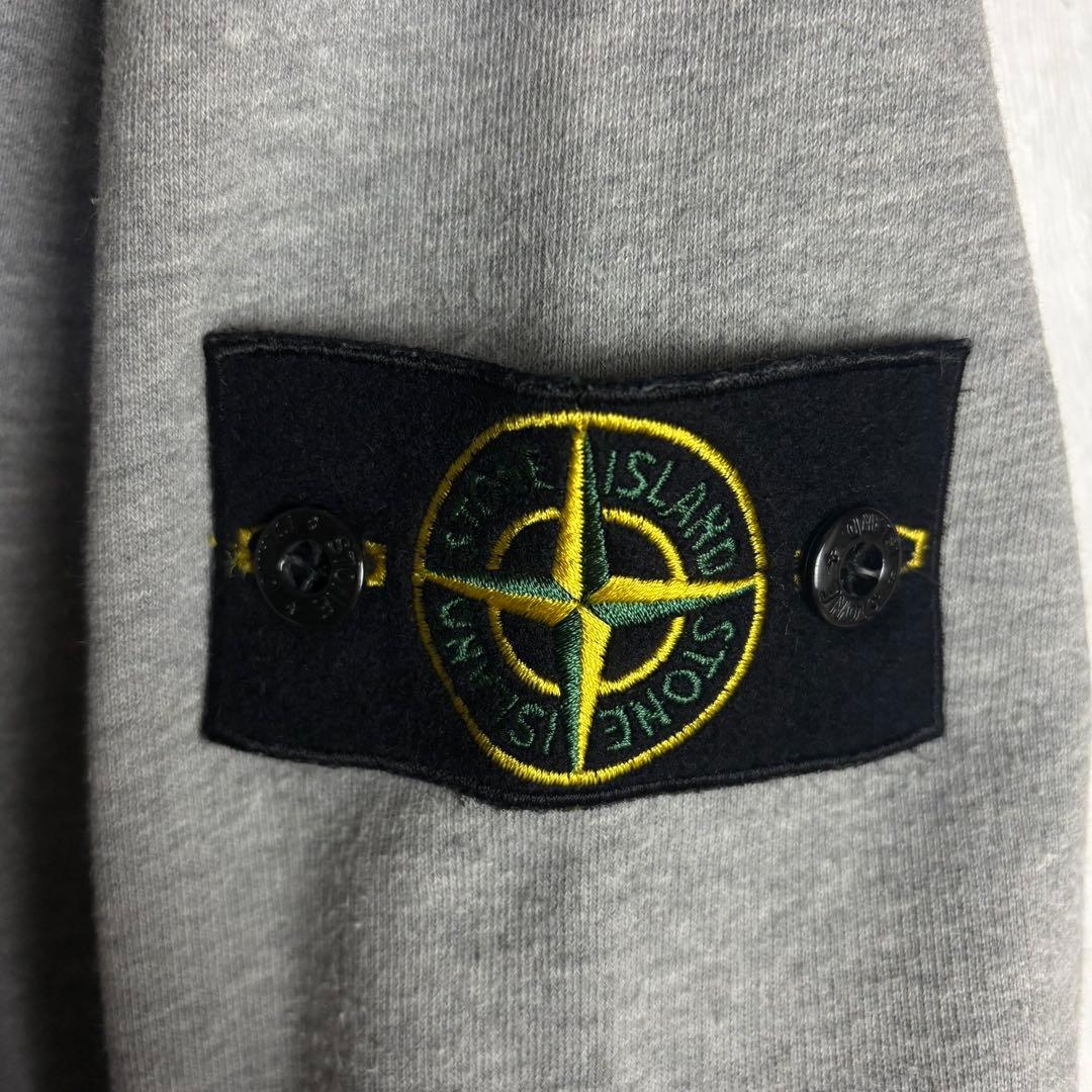 334【タグ付き・XXL】ストーンアイランド☆ワッペン入りスウェット グレー