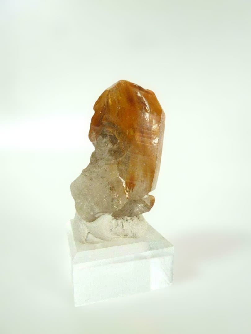 タイチンルチル 放射 ルチルクォーツ 水晶 鉱物標本