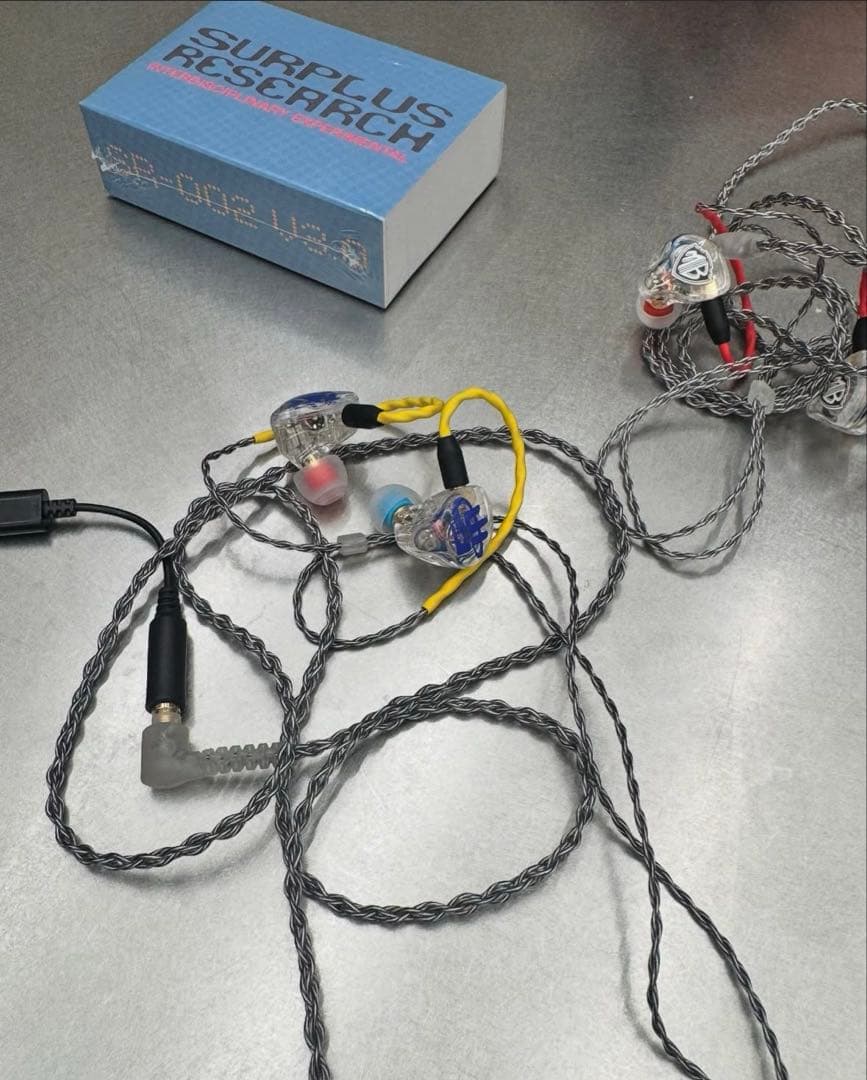 小*川様 surplus research SR-002 V 3.0 イヤホン