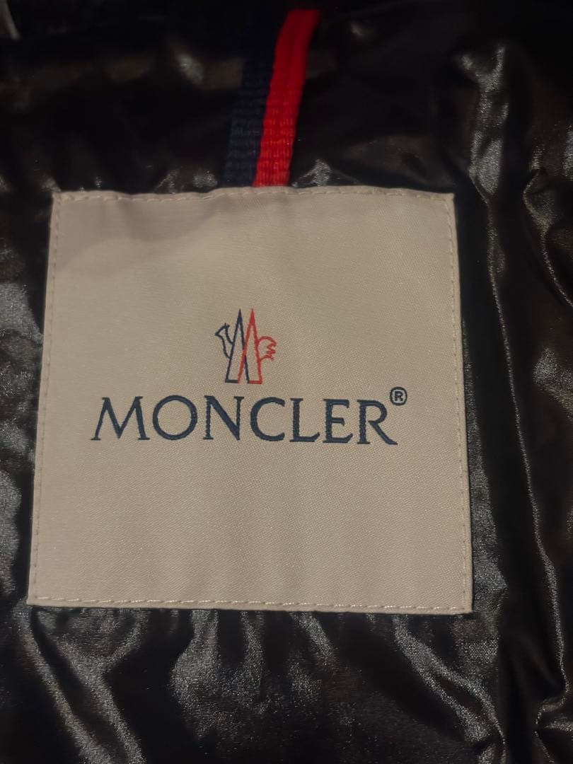 [美品］モンクレールダウンベスト6号