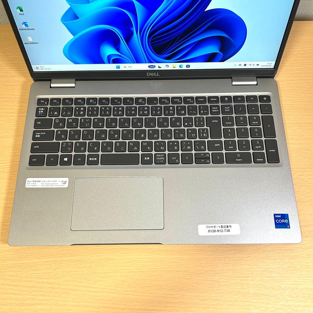 美品 DELL Latitude 5520 i7 16GB FHD 15型 デル