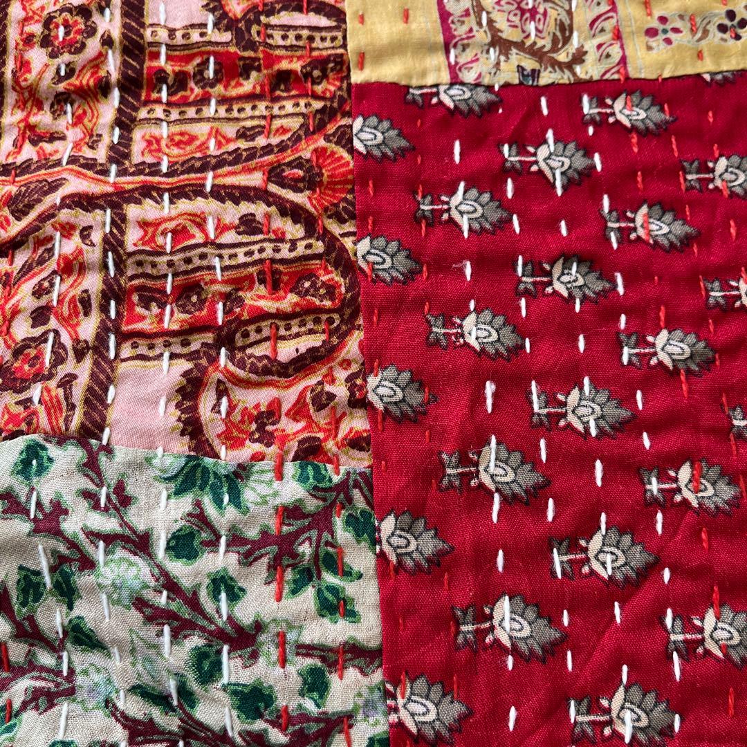 インド　ヴィンテージ　ラリーキルト　カンタキルト　マルチカバー  ベットカバー