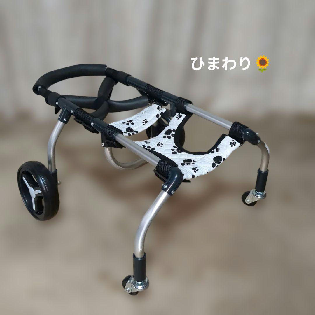 ワンちゃん4輪　リハビリ　食事補助　犬用車椅子　シニア犬補助　介護　犬の歩行器
