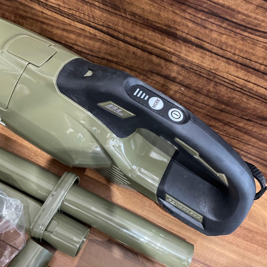 makita マキタ充電式クリーナー　紙パック式　オリーブ