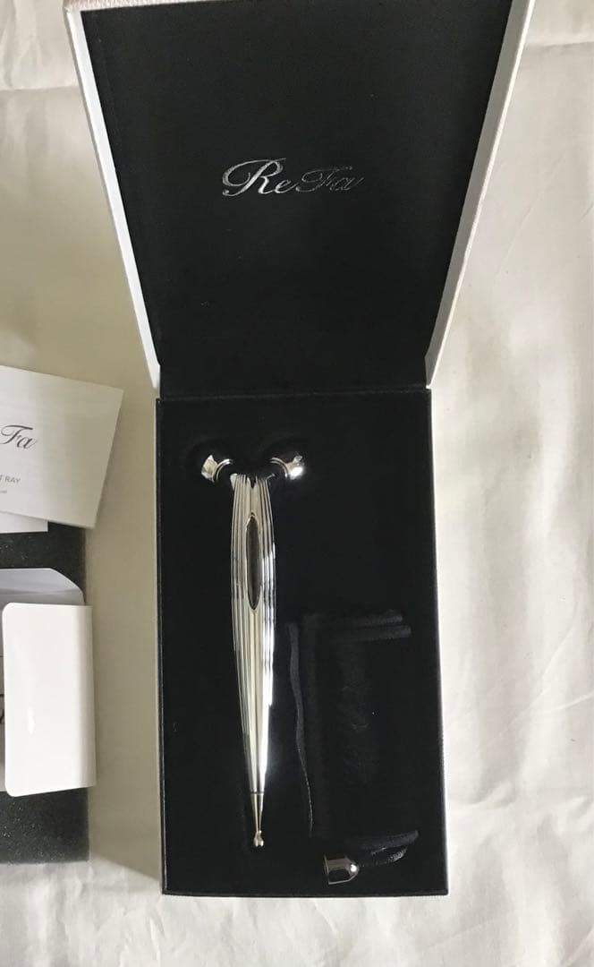 リファ　エスカラットレイ　フェイスローラー