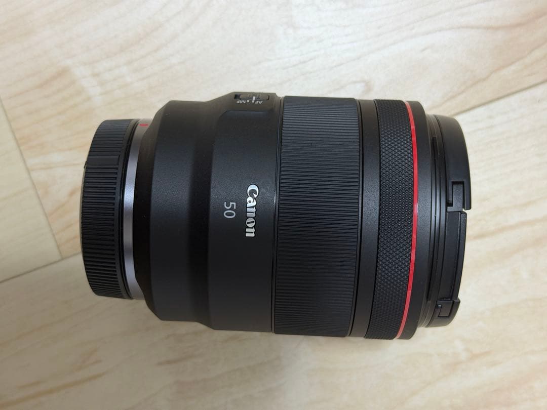 ほぼ新品 CANON RF 50mm F1.2L USM 単焦点レンズ