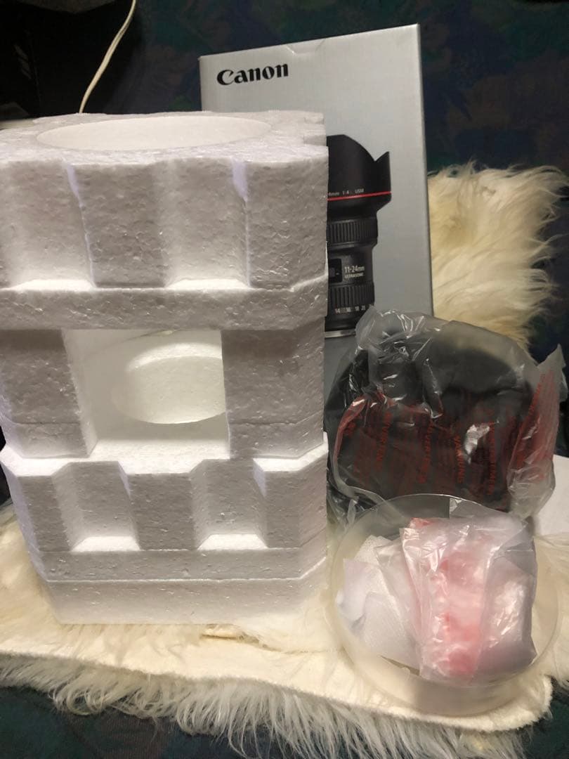 最終価格canon キヤノン EF11-24F4 ほぼ新品