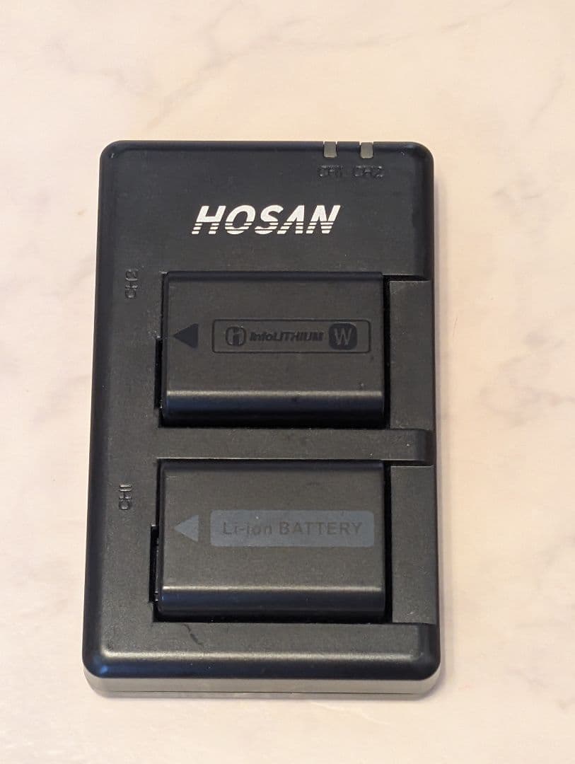 SONY ミラーレス一眼　α6000　パワーズームキット　ホワイト