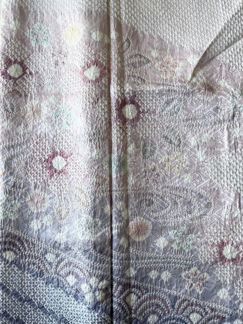 章　藤娘きぬたや◆幻想的な流水文様の訪問着◆総絞り