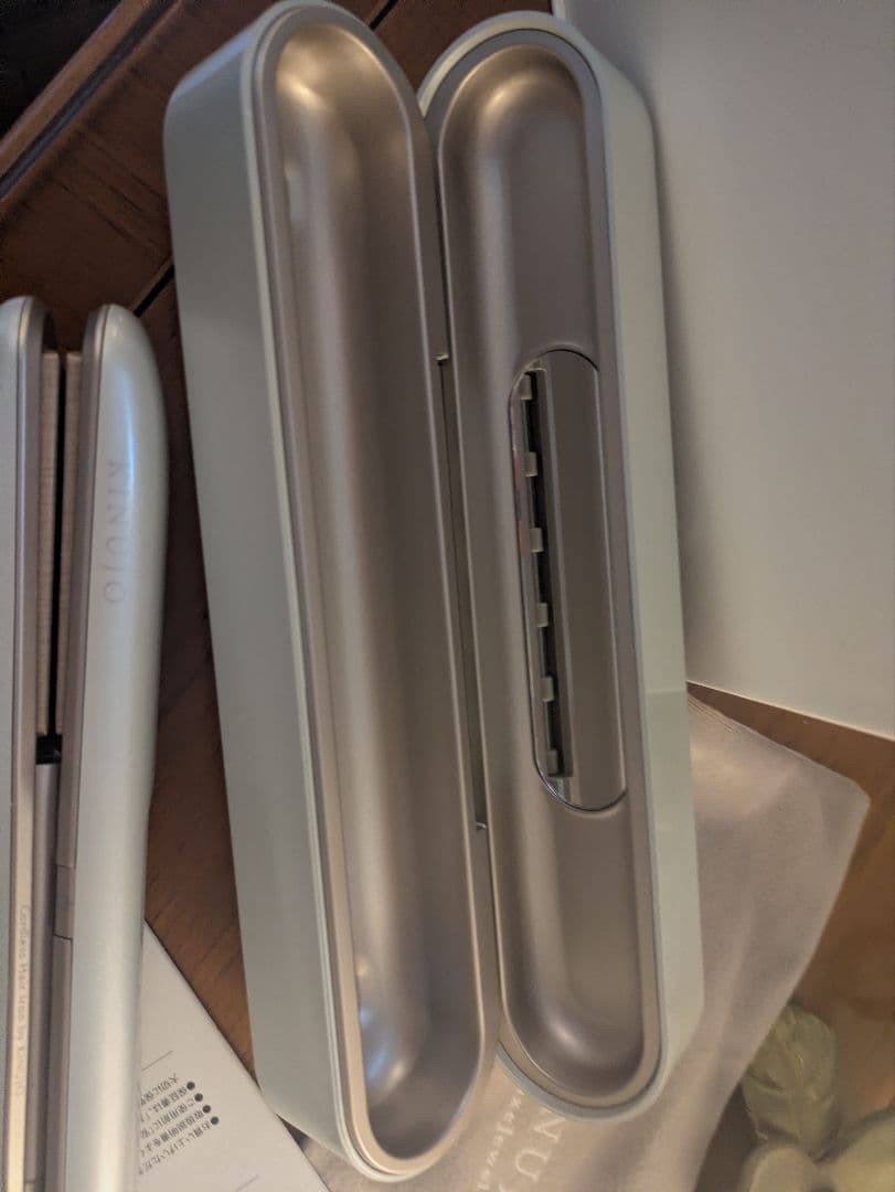 KINUJO LuxeJewel LX001 コードレス ストレートヘアアイロン