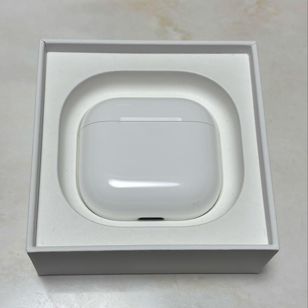 新品　AirPods第4世代　ノイズキャンセリング非搭載【正規品】