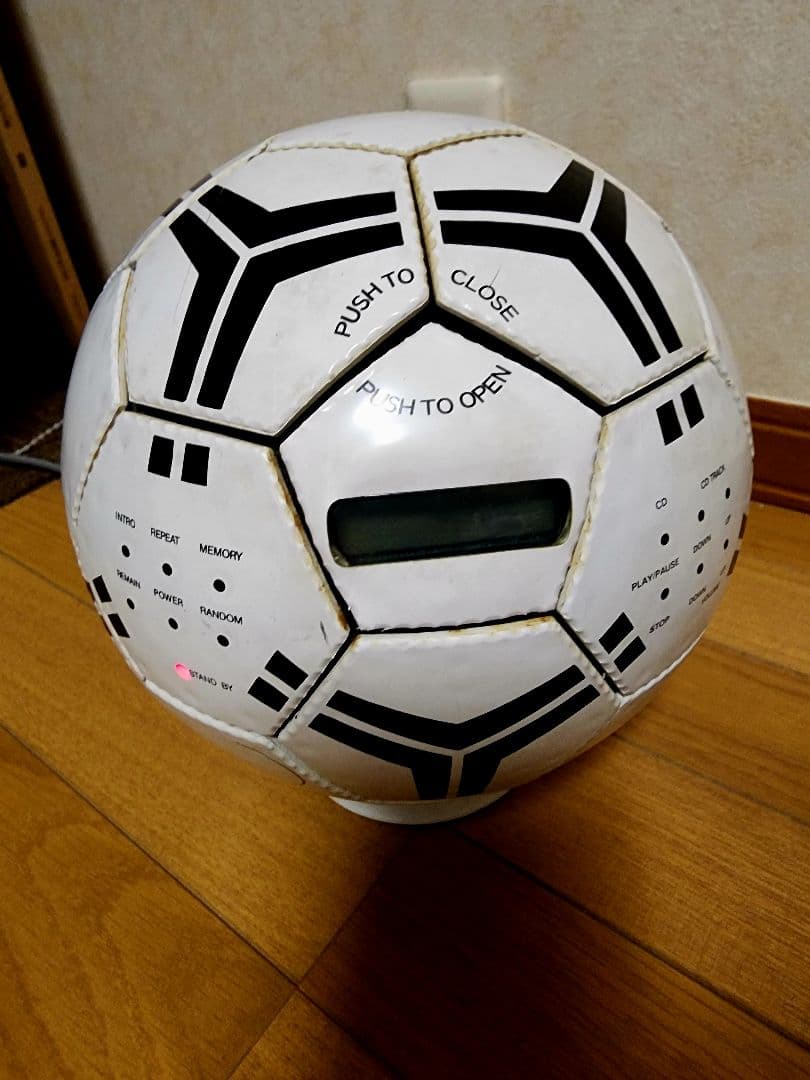 カルビー サッカーボール型CDプレイヤー CDデッキ