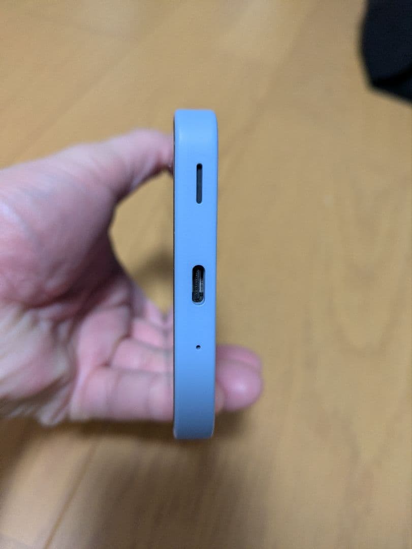 AQUOS with 4（ドコモ）