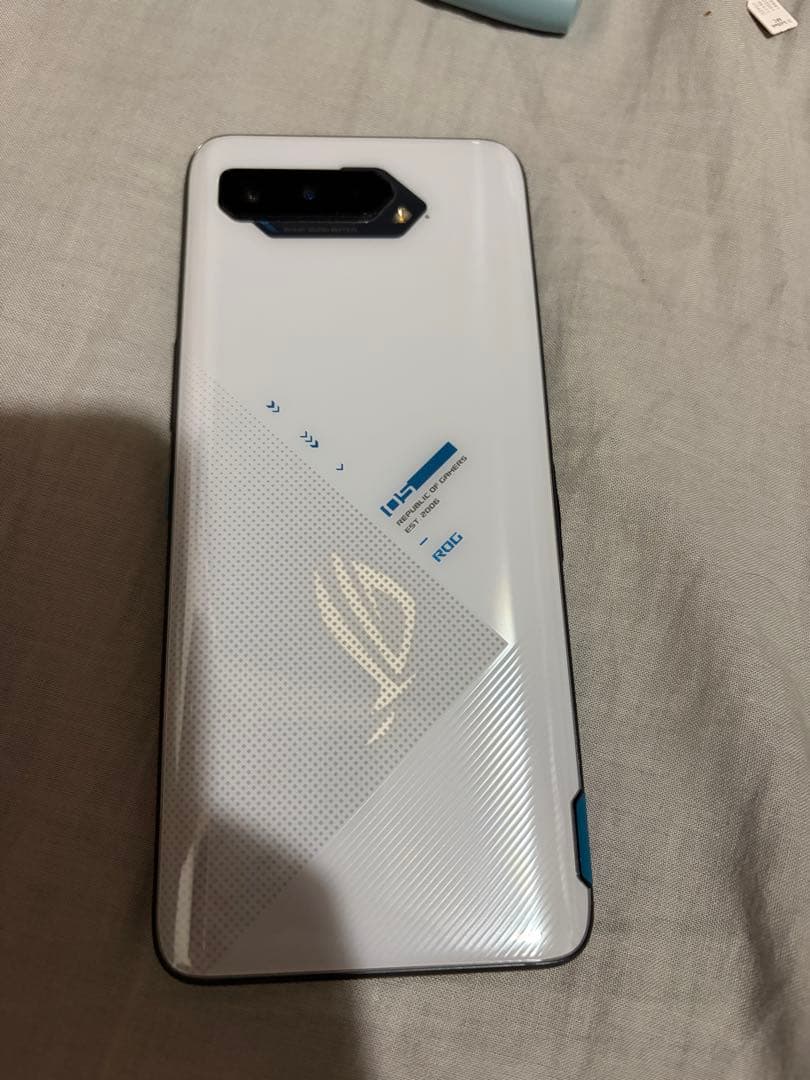 rog phone 5s 12/256 ゲーミングスマホ★国内版　おまけ付き⭐️