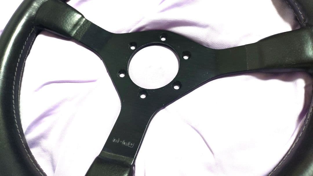 【MOMOステアリング】マリオ・アンドレッティモデル (ホーンボタン&パッド付)