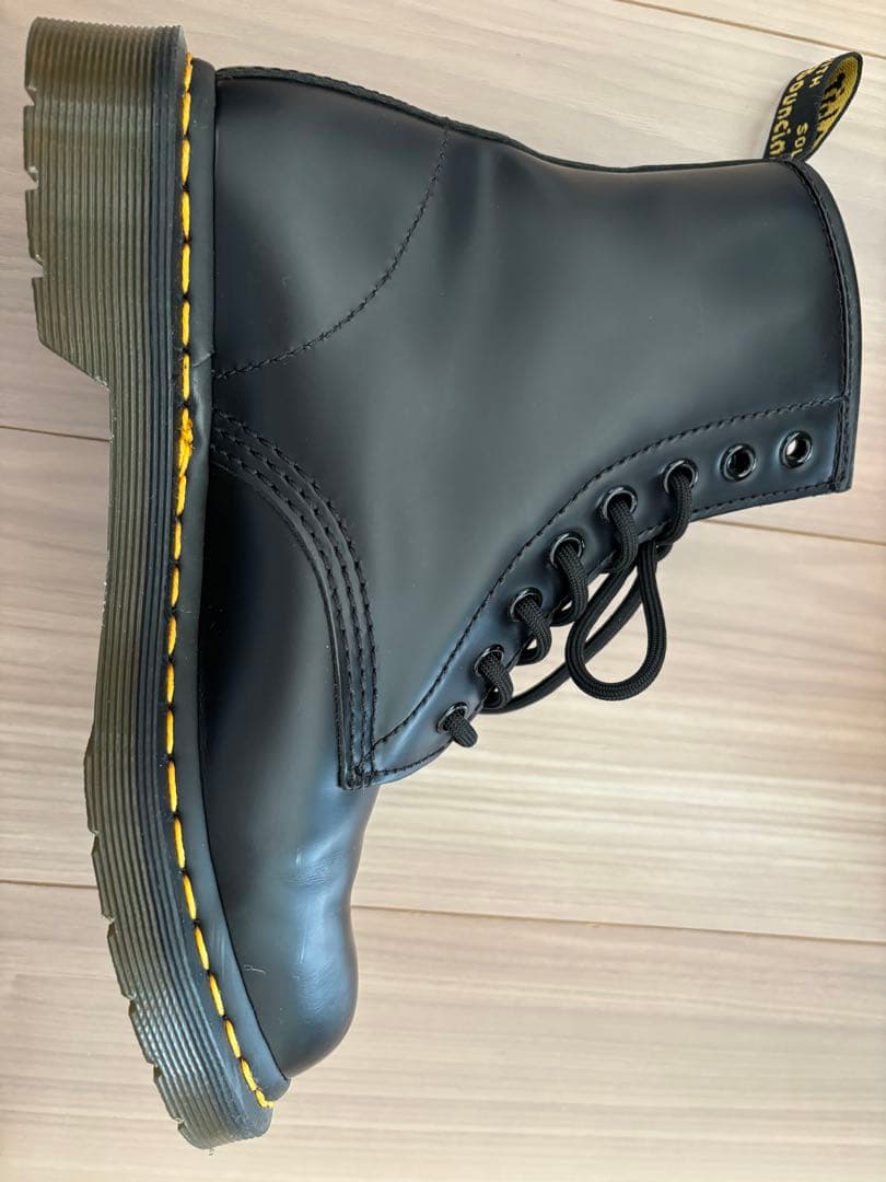 Dr. Martens 1460 ブラック8ホール