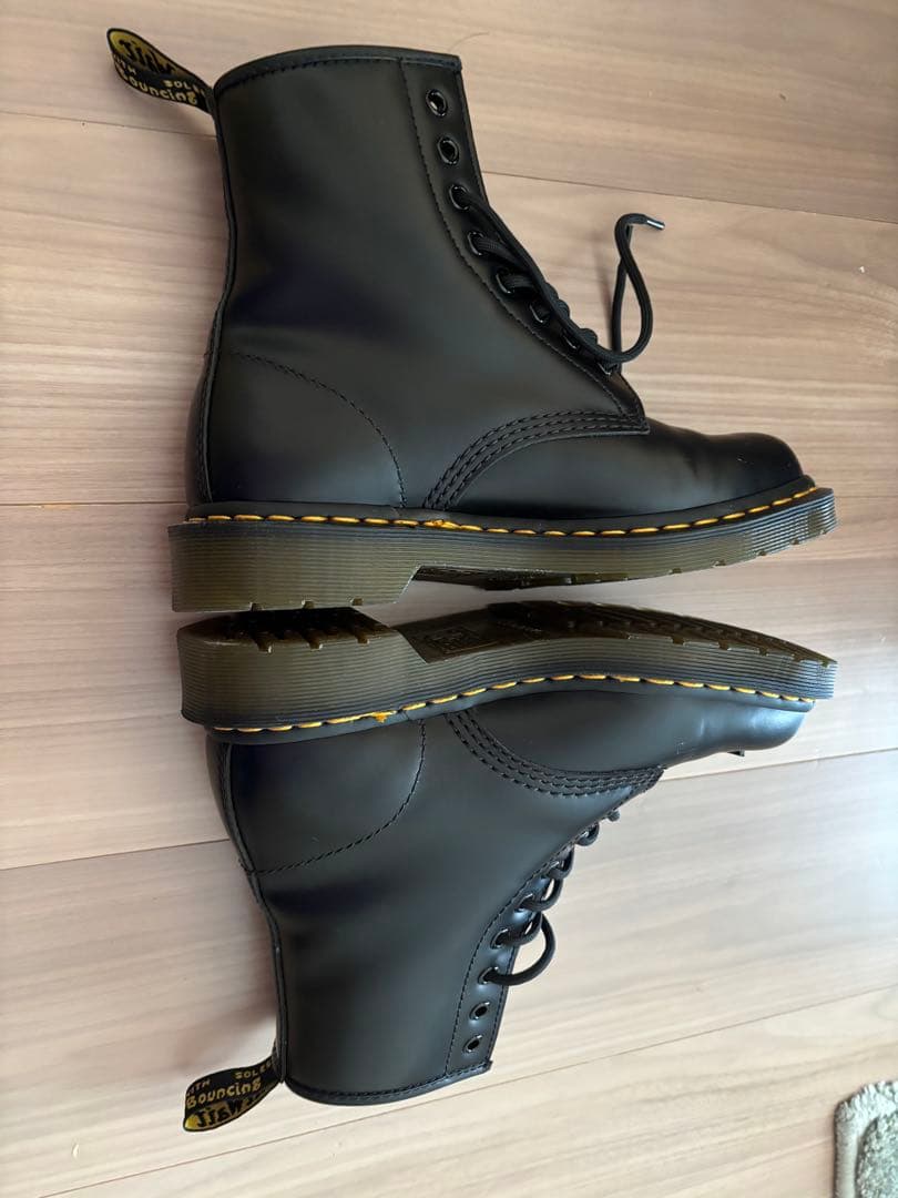 Dr. Martens 1460 ブラック8ホール