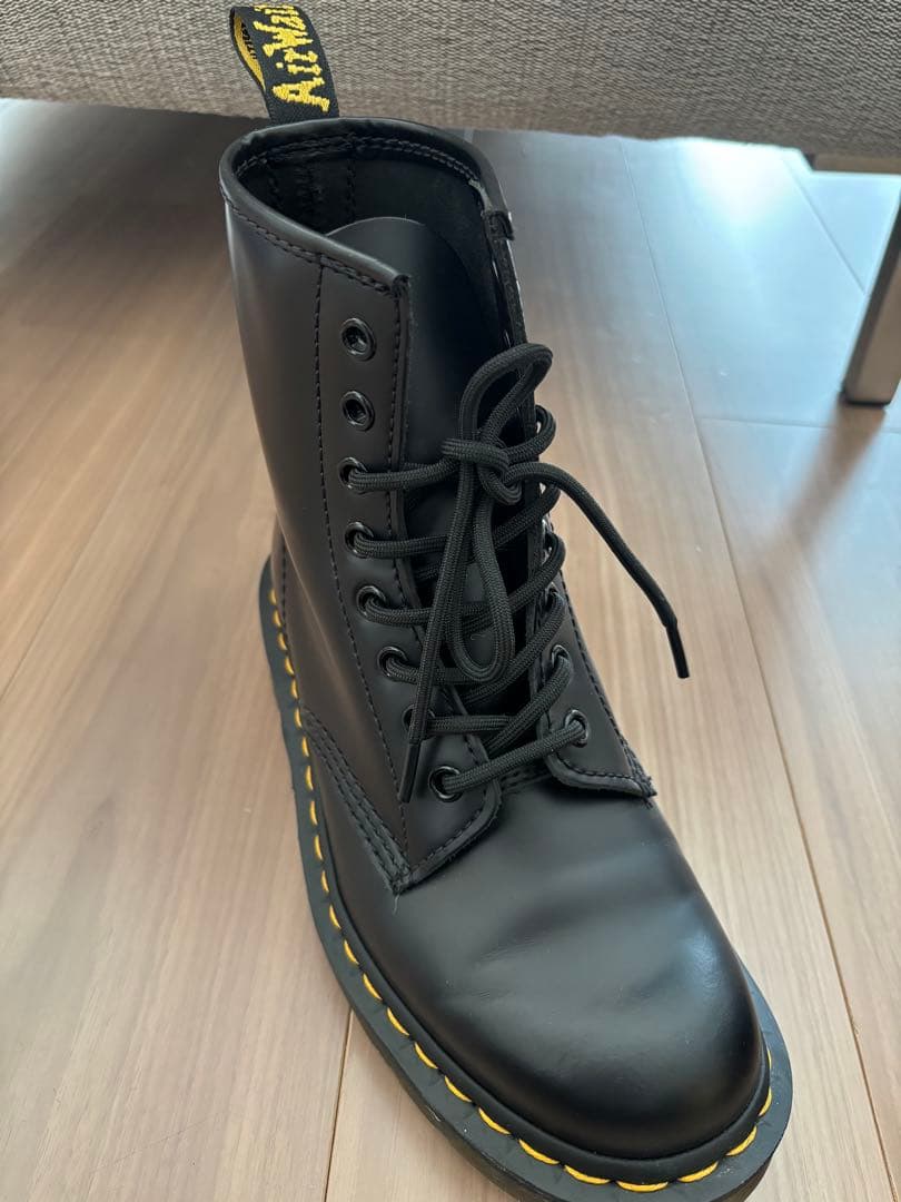 Dr. Martens 1460 ブラック8ホール