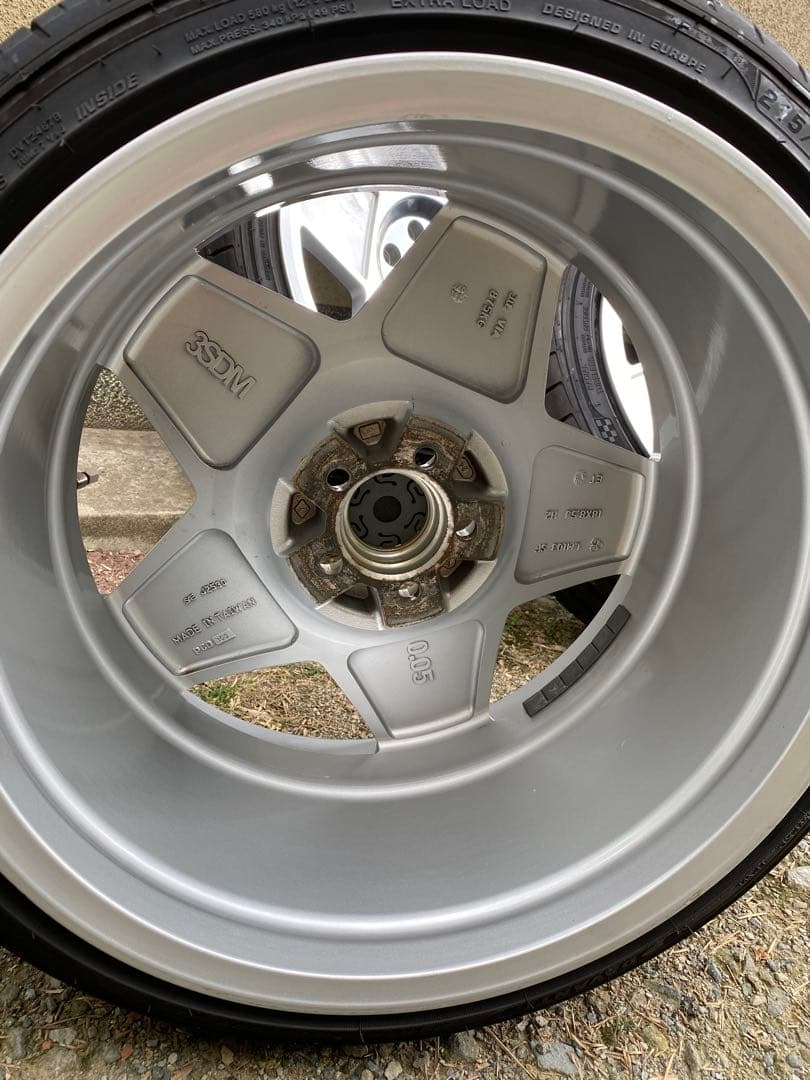 美品 3SDM 0.05 18インチ タイヤホイールセット