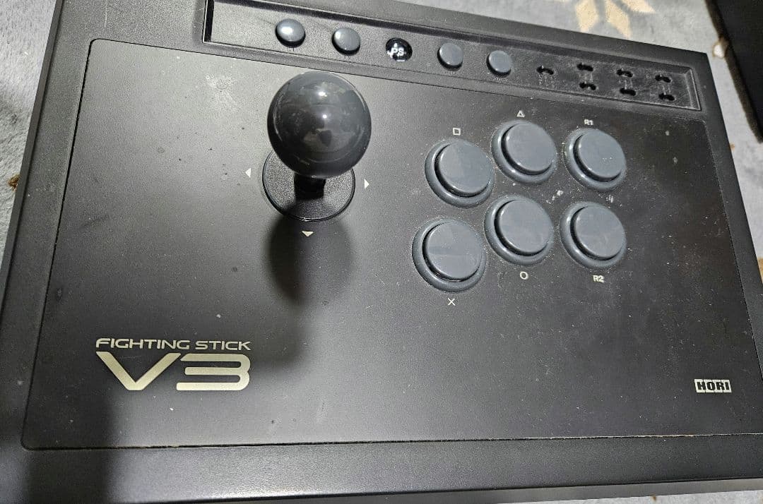 ✨USED品✨匿名配送✨PS3　本体　コントローラー&アーケードコントローラー