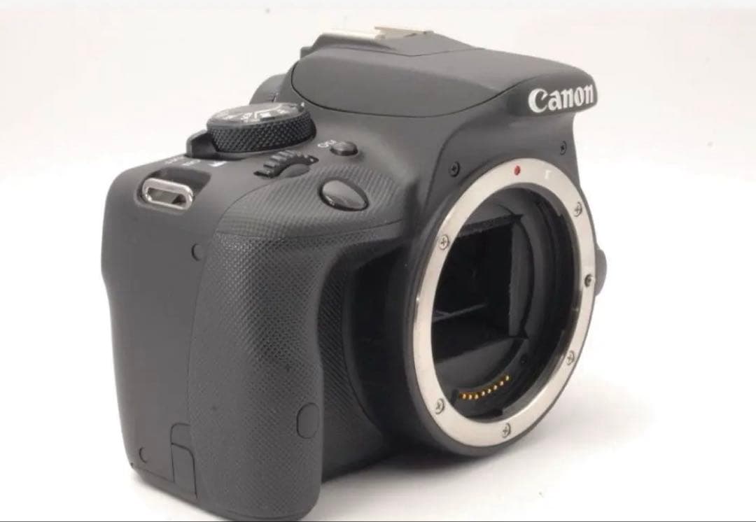 ✨S数1150枚✨Canon kiss X7 極美品 軽量 カメラデビューの方◎