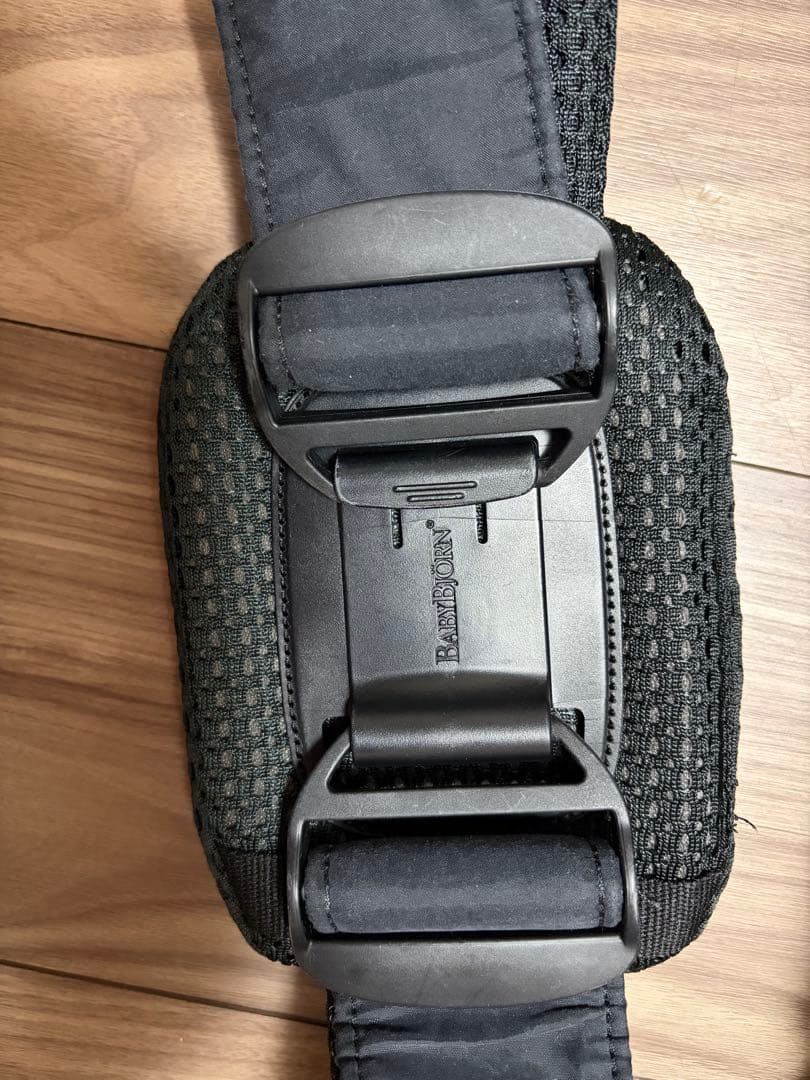 BABYBJÖRN ベビービョルン HARMONY 抱っこ紐 ブラック 箱あり