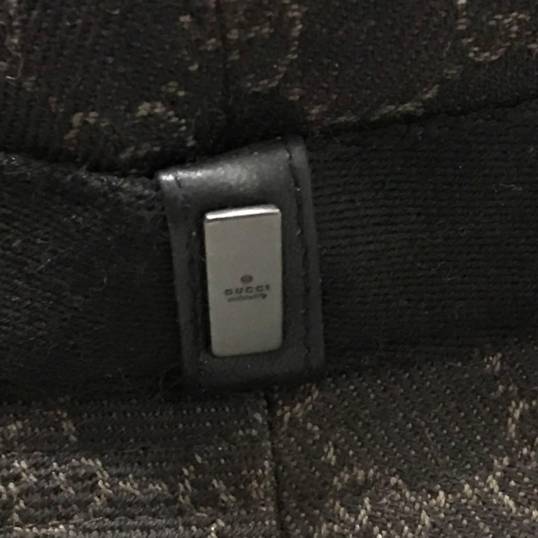 正規品　Gucci グッチ　バケットハット　GG柄　イタリア製　プレートロゴ