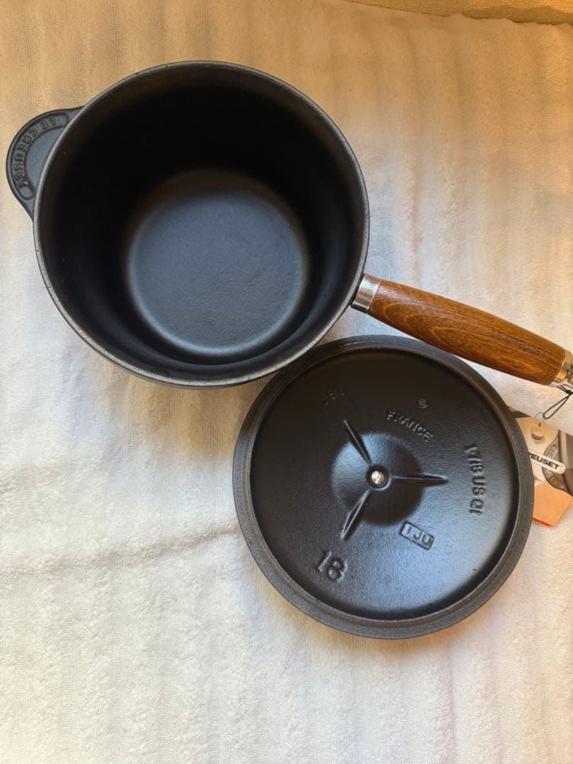 LE CREUSET 片手鍋 18cm 黒