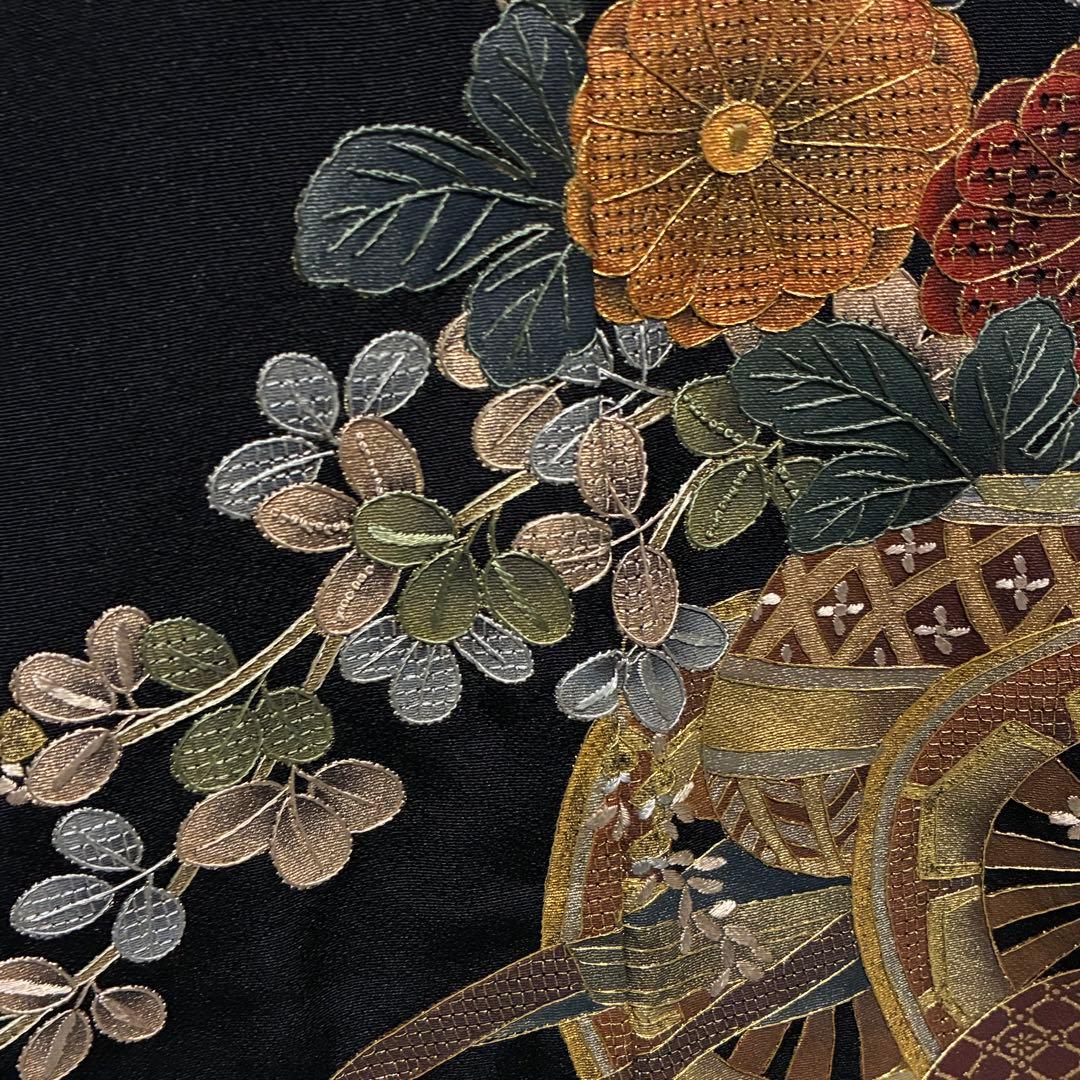 D95 黒留袖 総刺繍 汕頭・蘇州・相良刺繍 やまと誂製 正絹 着物 袷 極美品