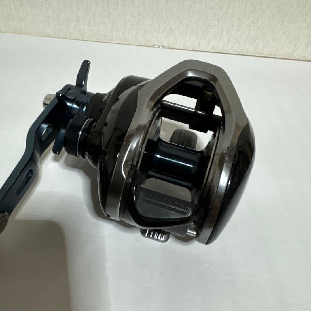 シマノ グラップラー　301HG 釣具　リール　ルアー