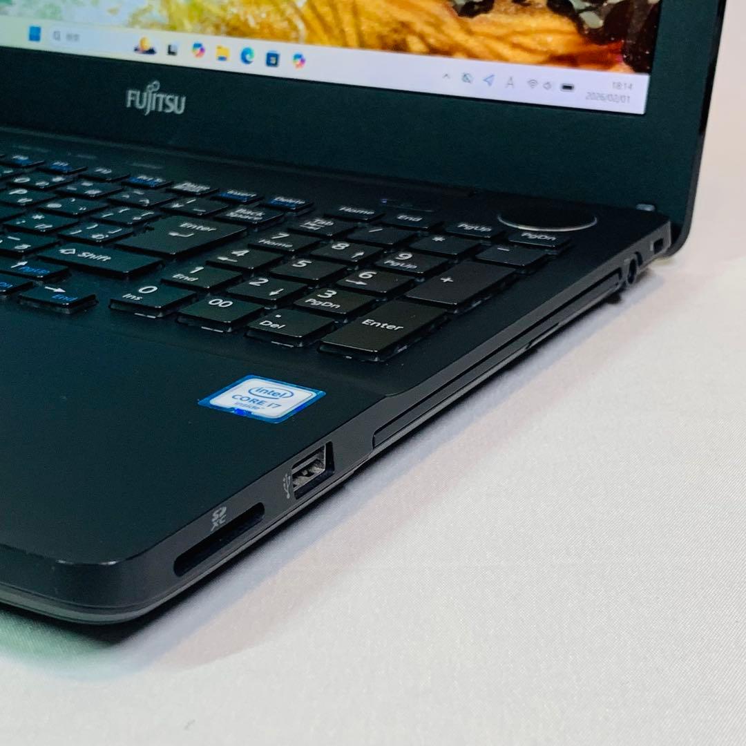 Core i7✨SSD512GB✨16GB✨カメラ✨オフィス✨黒✨ノートパソコン