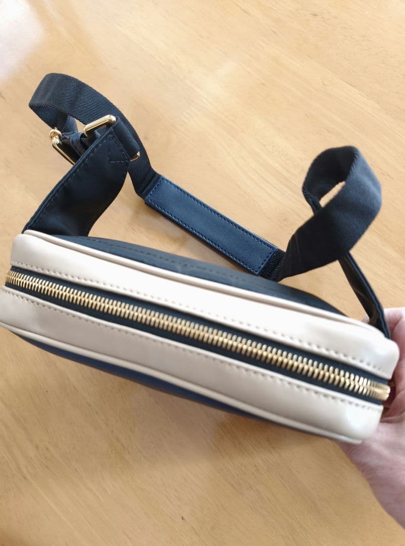 新品　マルニ　バッグ　ショルダー　ボディ　marni ウエスト