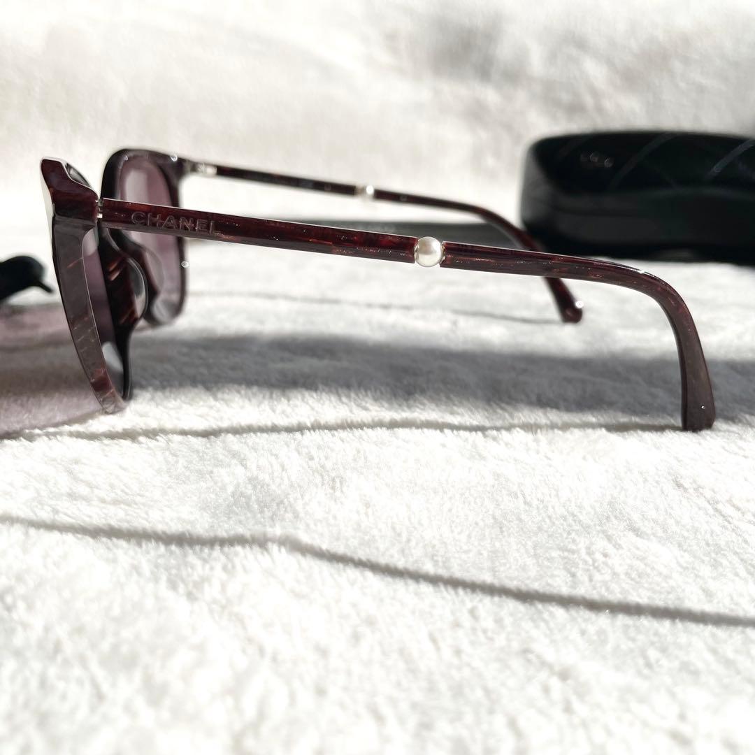 付属品多数 CHANEL サングラス フェイクパール ラメ パープル系 ロゴ