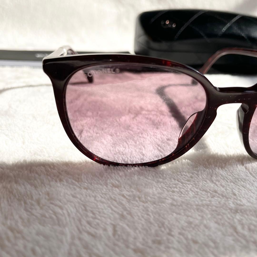 付属品多数 CHANEL サングラス フェイクパール ラメ パープル系 ロゴ