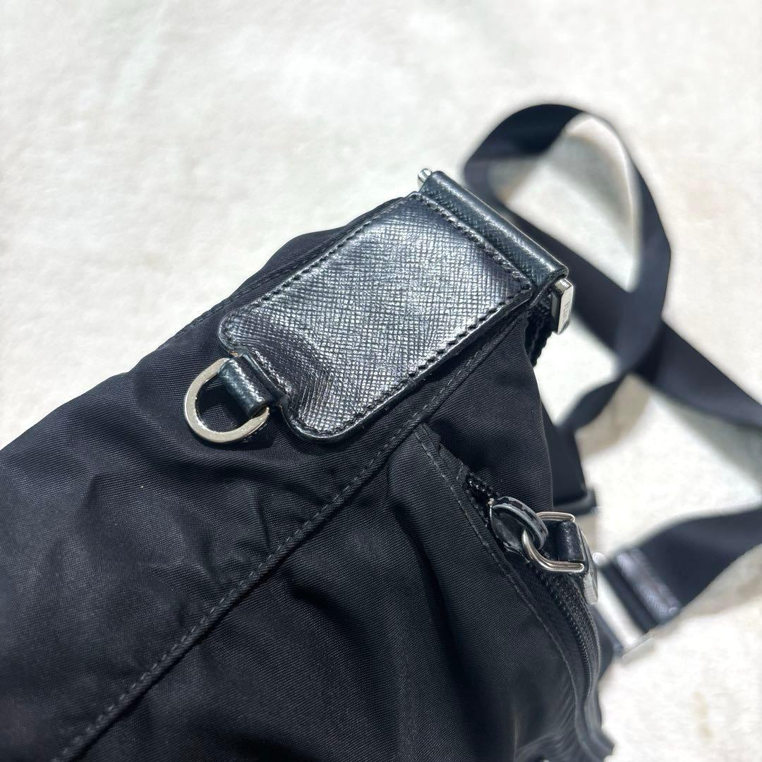 PRADA ショルダーバッグ　黒　ナイロン　1BC421 ギャランティカード付