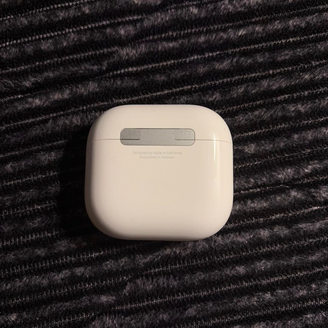 AirPods 4 ANC ノイズキャンセリング　本体のみ　限定保証付き