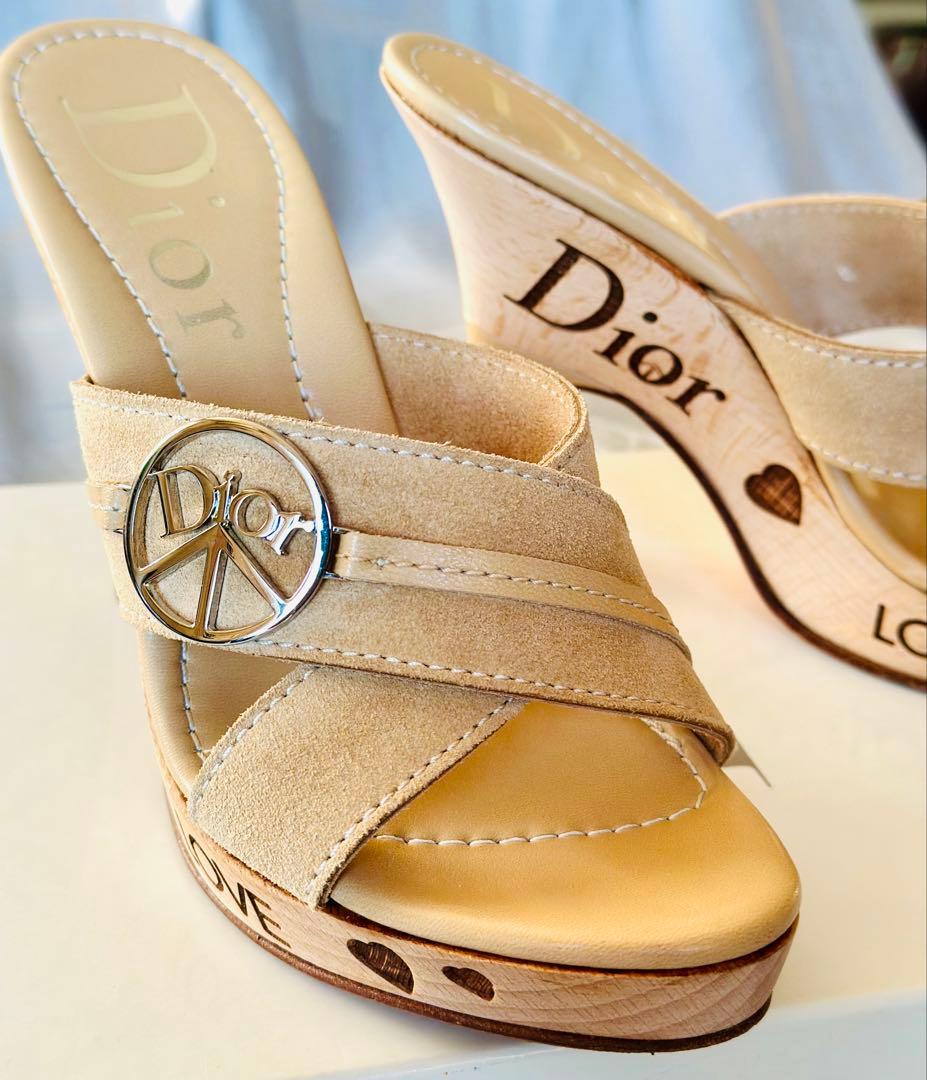 (美品) Dior ベージュ ハイヒールサンダル ディオール LOVE モチーフ
