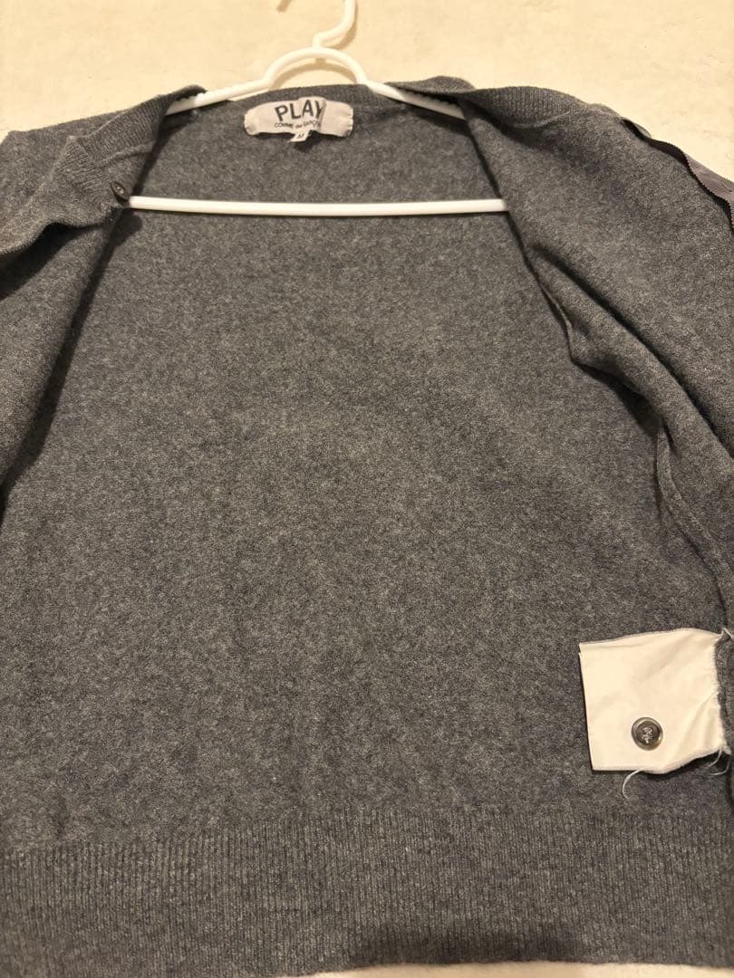 な*な様 PLAY CDG ハートワッペン カーディガン グレー レディース　M