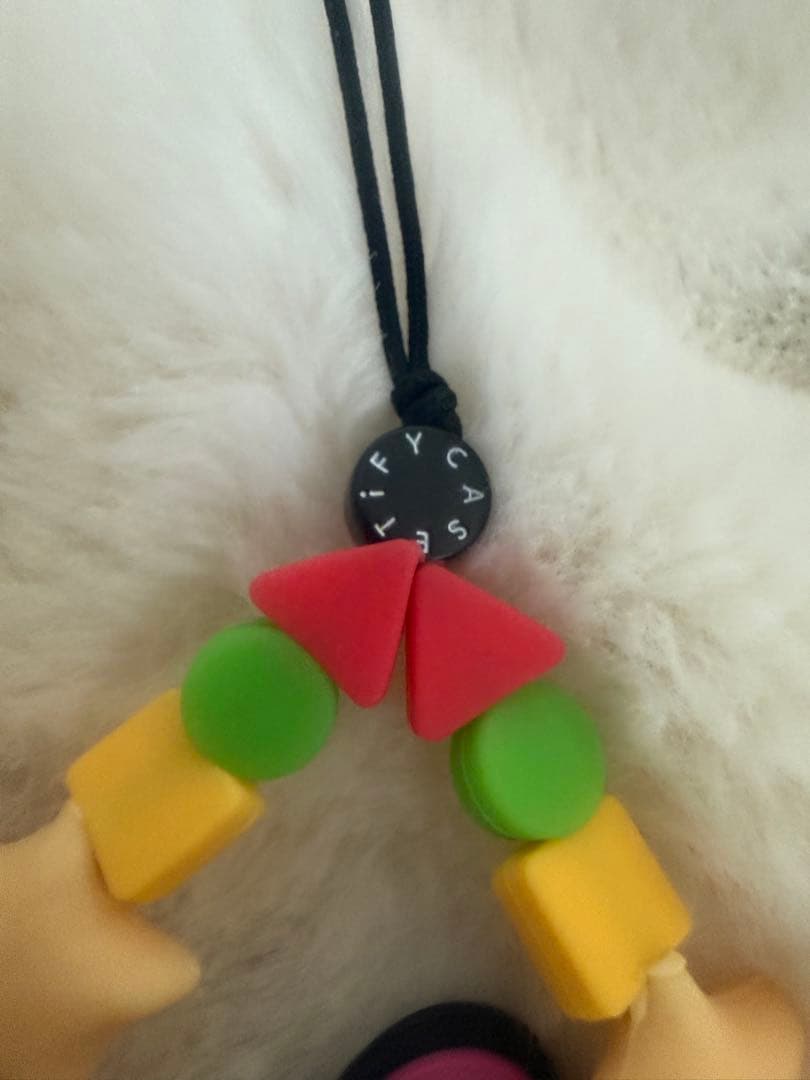 CASETiFYクレヨンしんちゃん スマホストラップ