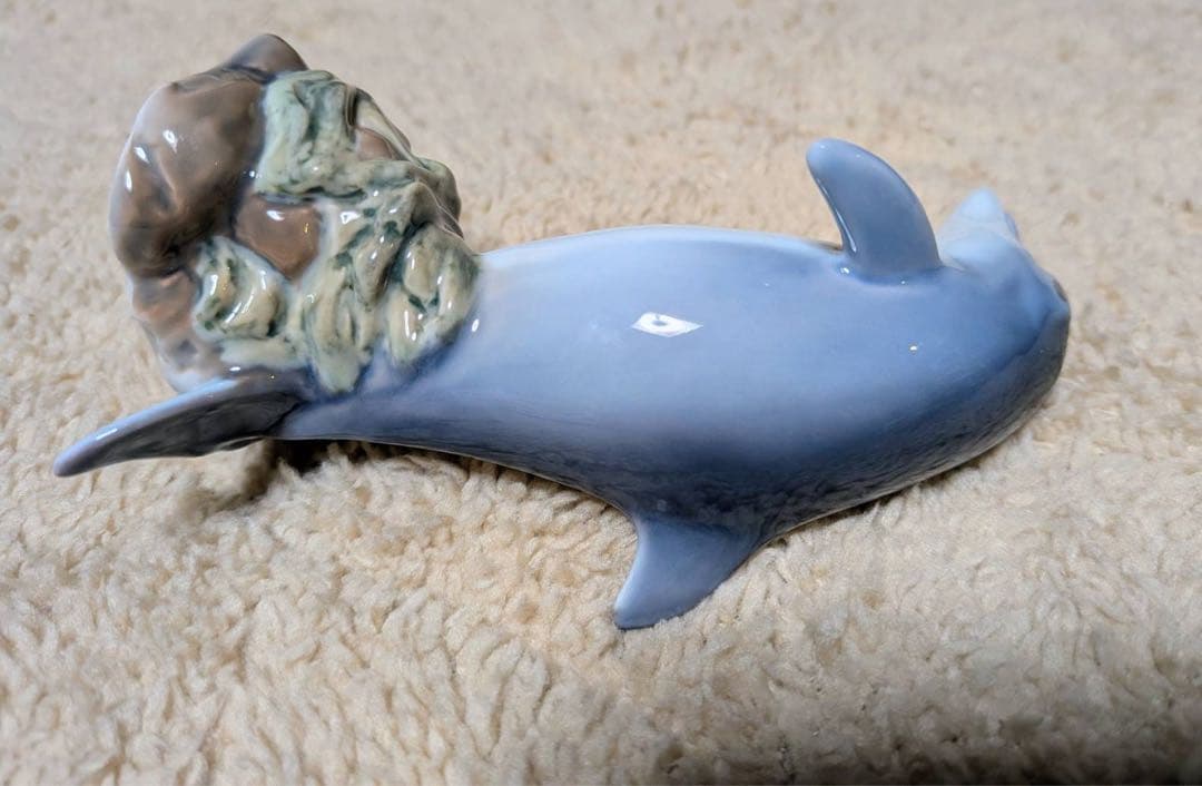   フィギリンDolphin 置物