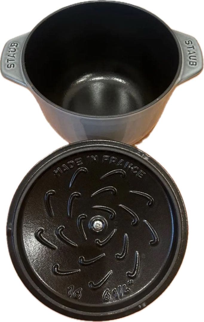 ☆ローズマミ☆美品！ストウブ STAUB ピコ・ココット ラウンド