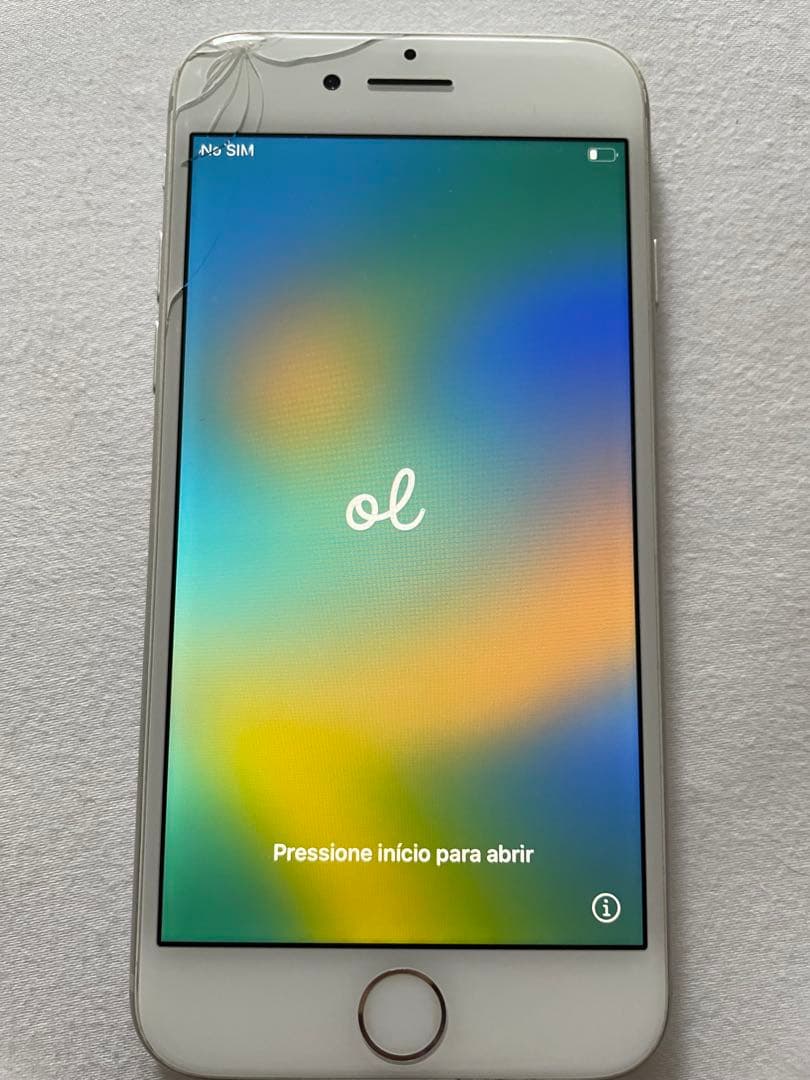 iPhone8 64GBホワイト simフリー