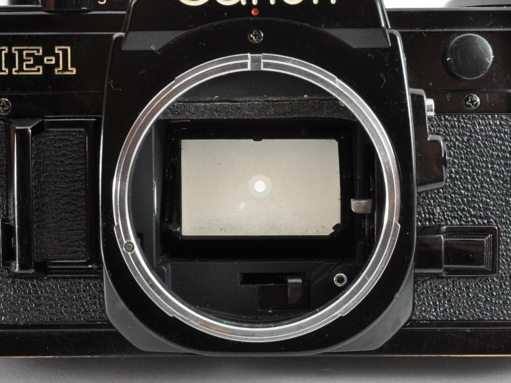 キヤノン AE-1 ブラック NEW FD 50mm f1.8《完動品》