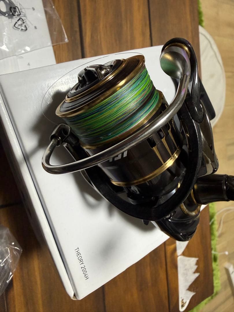 ダイワ THEORY 2004H スピニングリール　美品