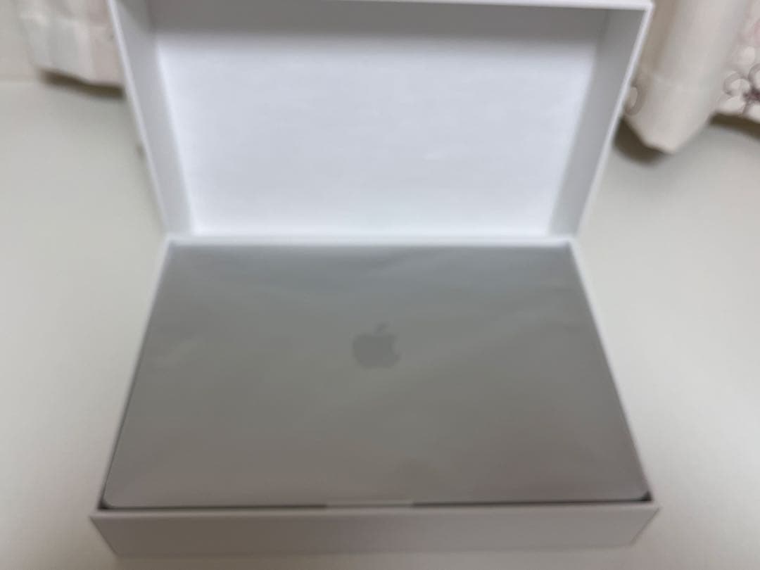 Macbook Air M1 2020 8G/512GB SSD シルバー