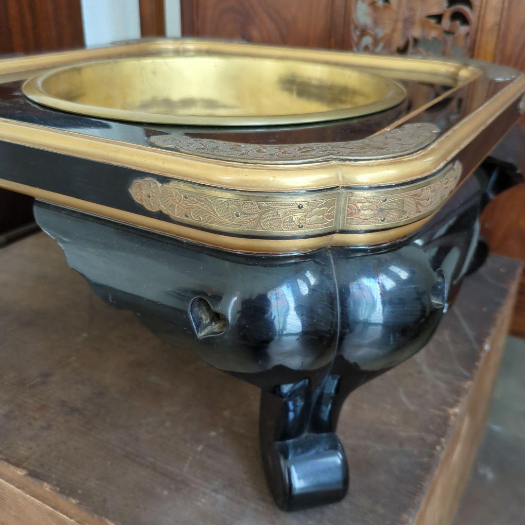 骨董 大名火鉢 火鉢 漆 漆器 金彩 猫脚 銅器 希少品 美品 木箱 火鉢
