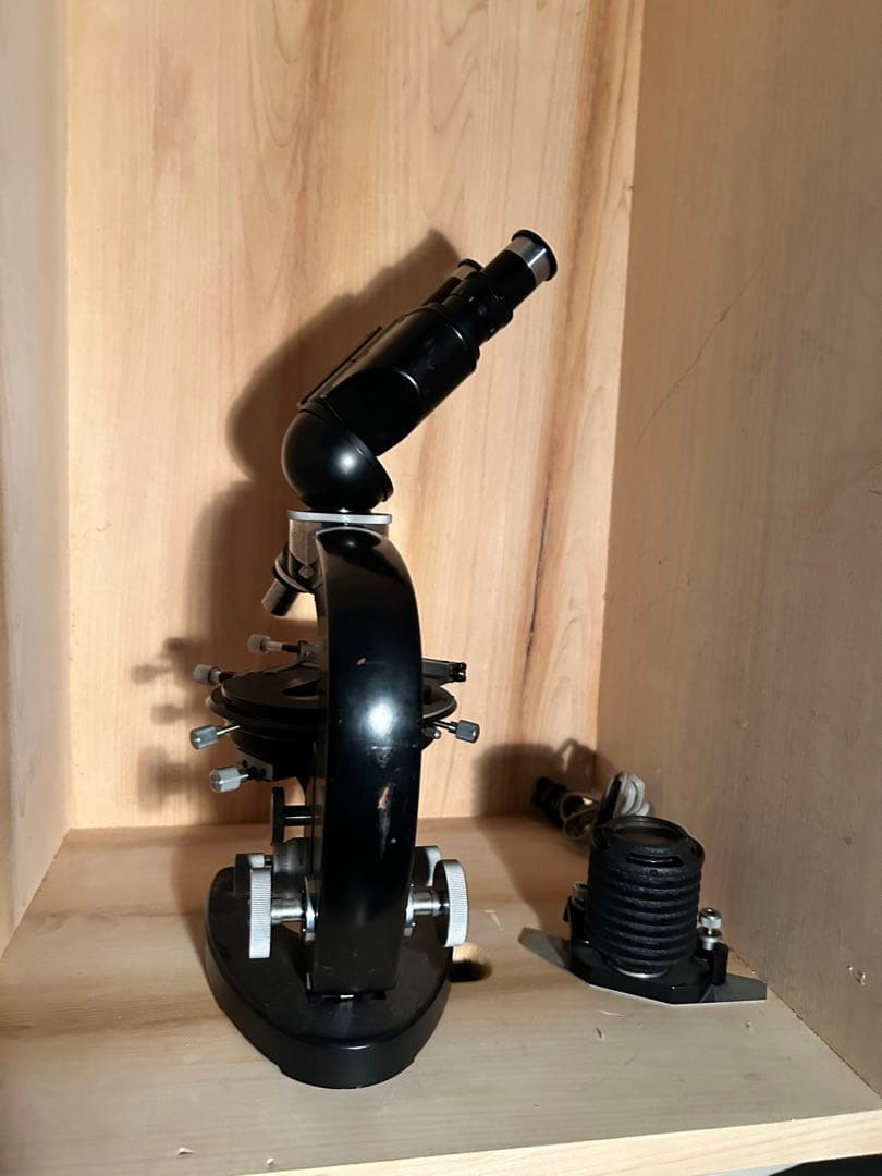 ヴィンテージ顕微鏡