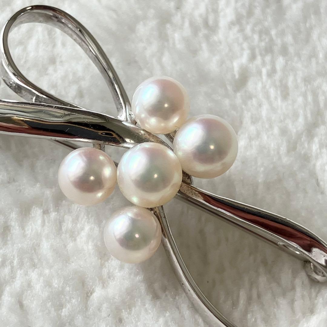★美品★ミキモト　パールブローチ　リボン　タイ　5粒　シルバー　あこや真珠